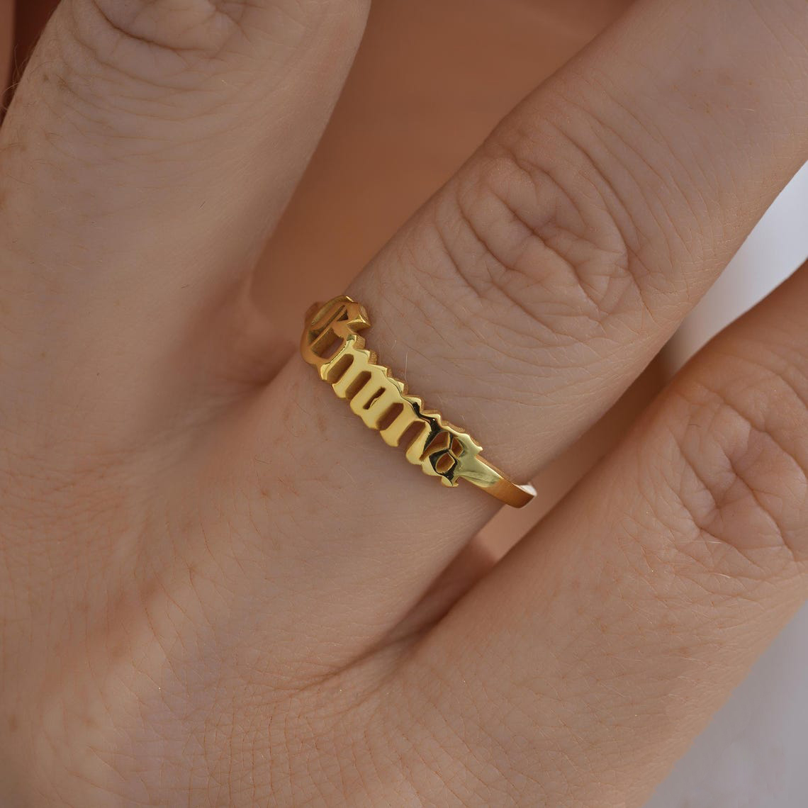 Custom Gold Ring Women Gothic  - đánh giá và giá Initial Ring Custom